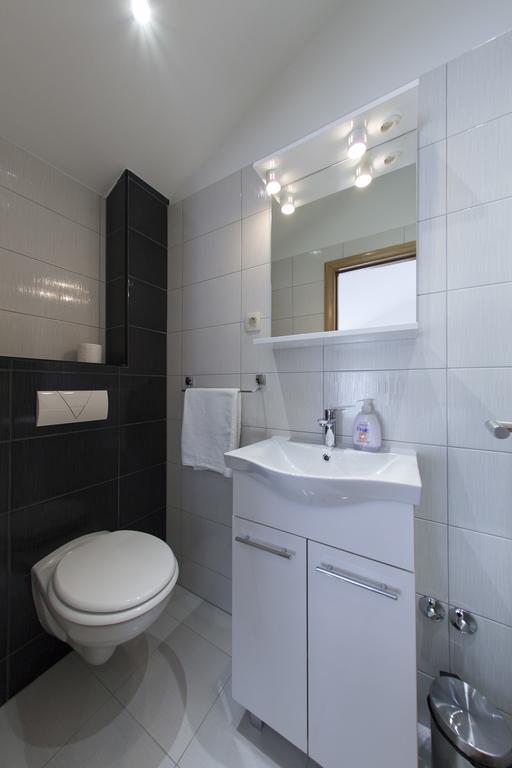 Villa Klara Guest House Baška Voda Dış mekan fotoğraf